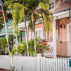 Pensión Courtney's Place Historic &, Cayo Hueso